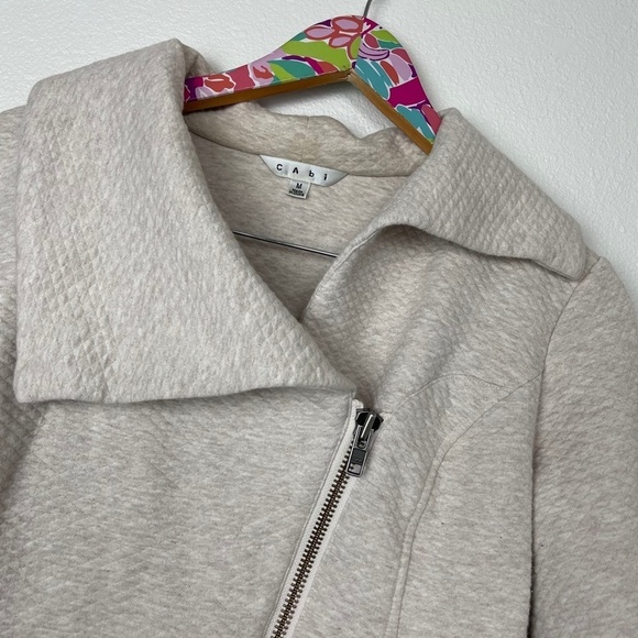 CAbi cropped moto jacket size M Style 913 - Picture 3 of 7